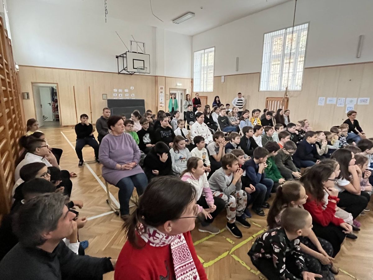 December 5-én a diákok lelkinapjának programját szentmise zárta