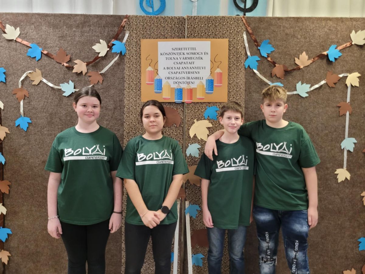 Nov. 21-én, pénteken, iskolánk 7.-es csapata, a NAgyMenők, a régió 3. legjobb eredményével részt vehetett az országos írásbeli döntőn.